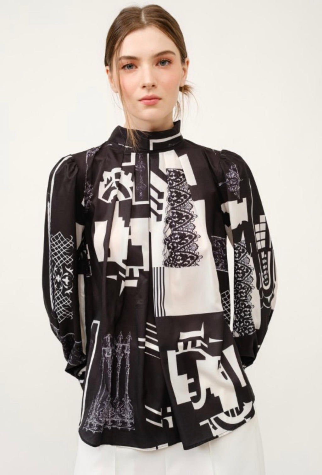 Black & White Graphic Print Bow-Tie Blouse